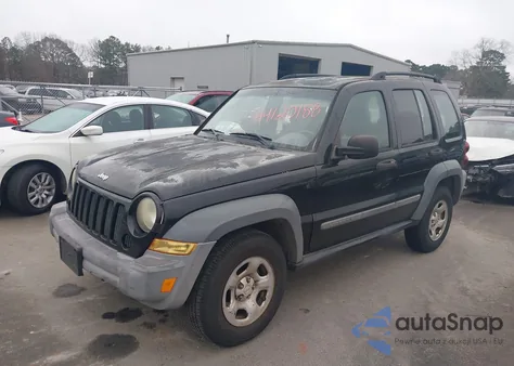 2005 Jeep Liberty Sport z USA, uszkodzony, nr VIN 1J4GK48K85W694490